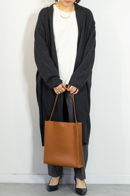 ウエストカーブカットソーブラウス