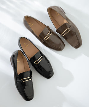 スクエアトゥローファー