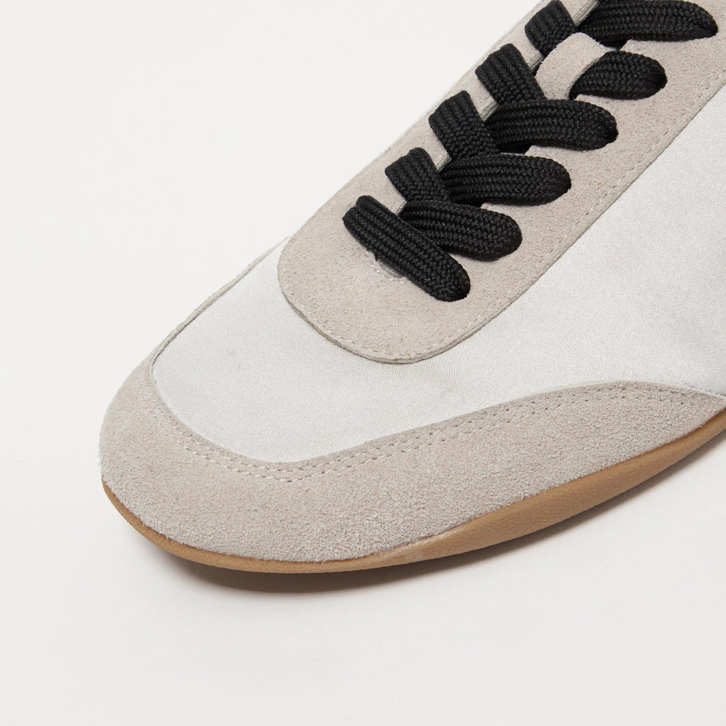 シャーリングトップ スニーカー15↑