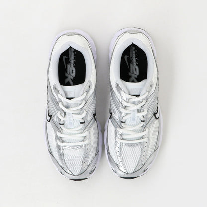 ＜NIKE＞エア マックス モト 2K スニーカー