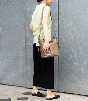 ストレッチタイトスカート