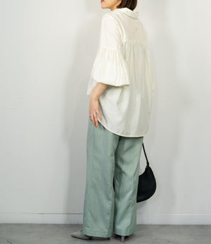 バンドカラーギャザーボリュームブラウス