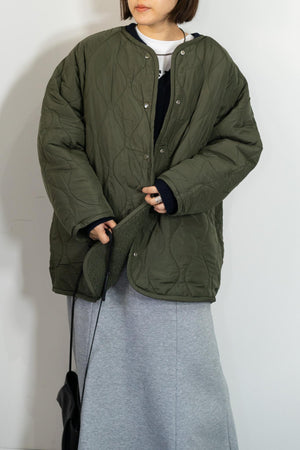 リバーシブルボアキルティングノーカラーアウター