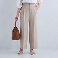 ベージュ系・BEIGE