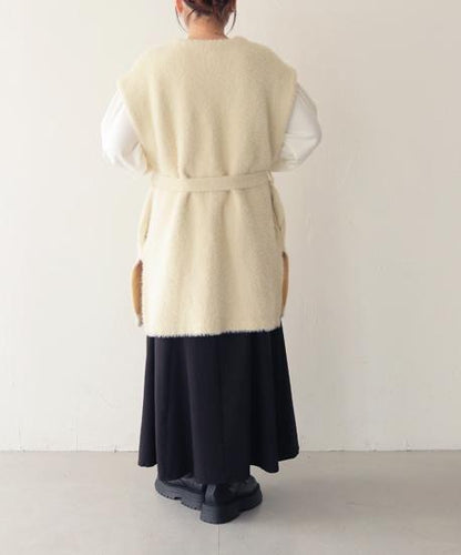 バイカラーテープシャギーニットベスト