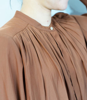 レイヤードライクエアリーブラウス