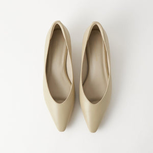 ポインテッド パンプス（3cmヒール）-晴雨兼用-