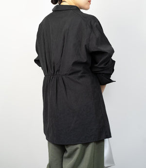 バックギャザーシャツ