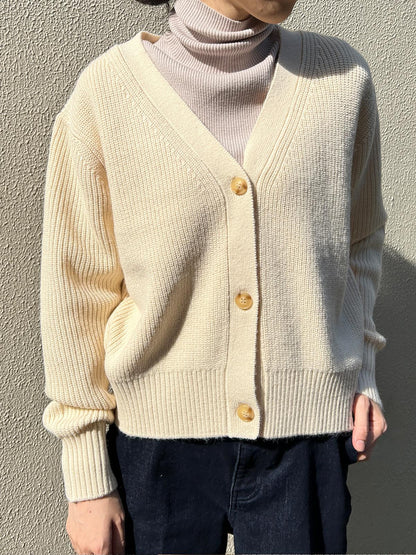 カーディガン