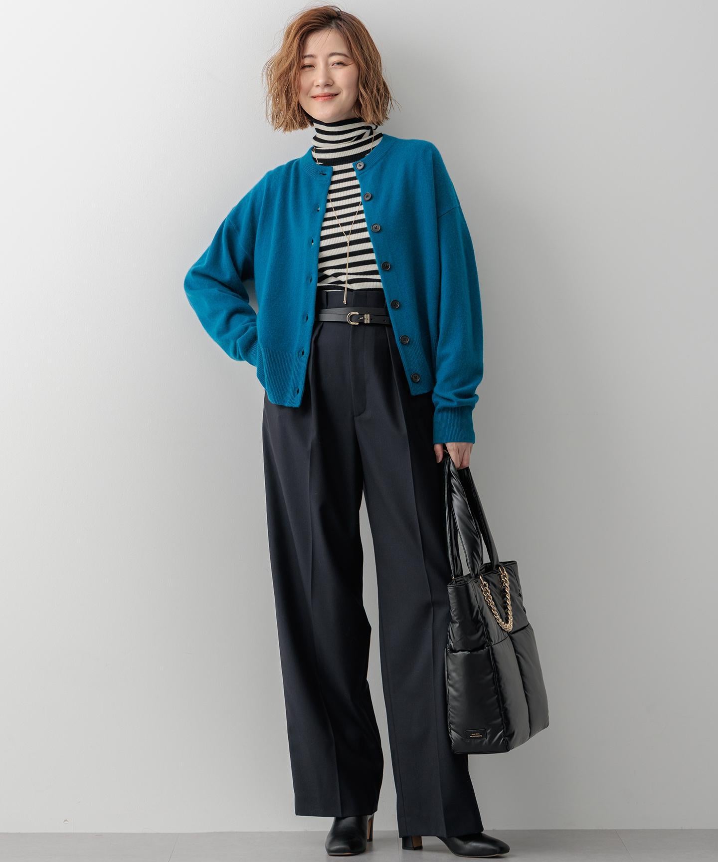 ウーステッドウール リブタートルネック ニット