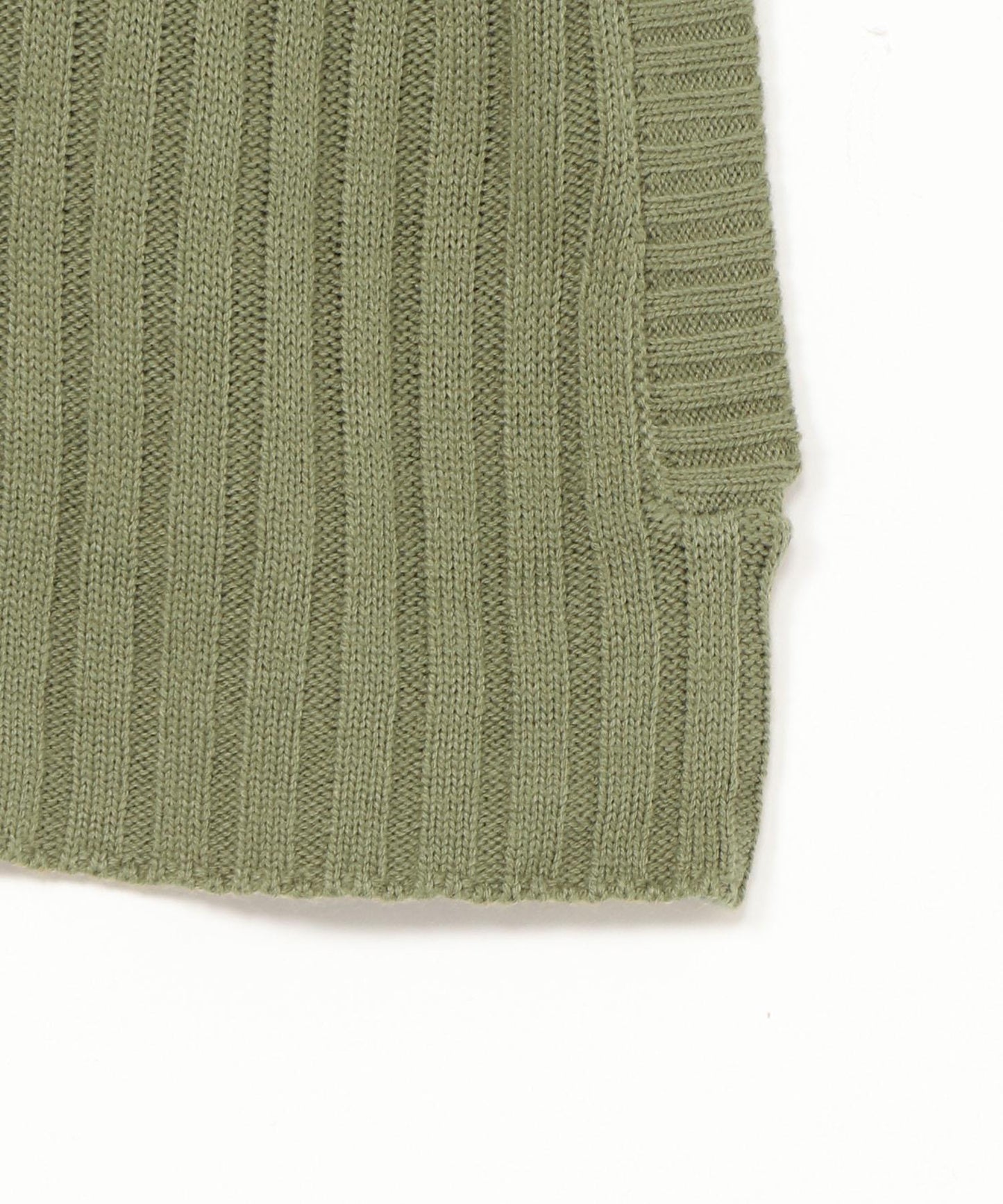 ワイドリブハイネックショートベスト