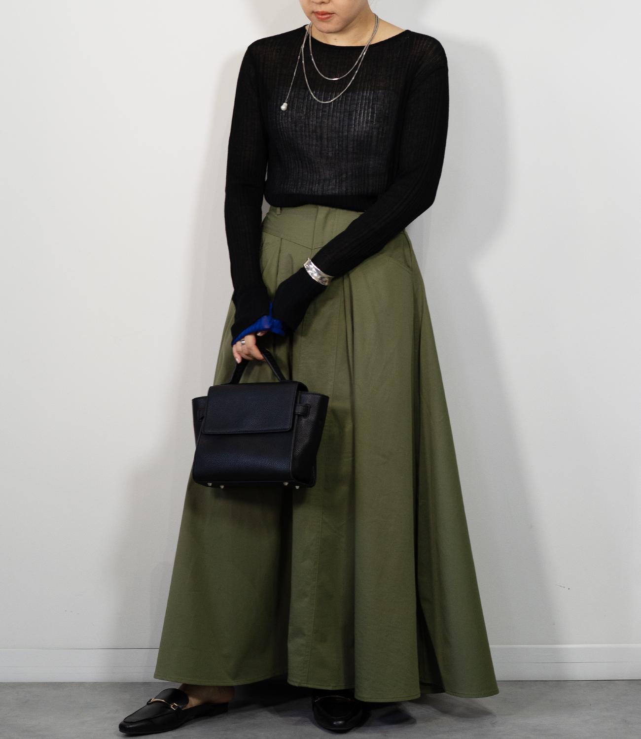 タックツイルフレアスカート