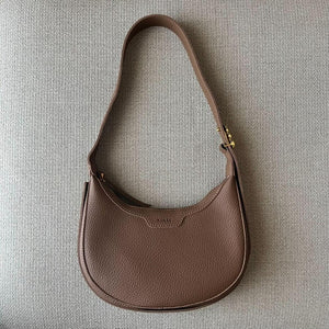 ハーフムーンショルダーバッグ