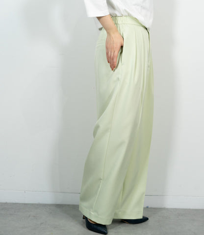 センタープレスセミワイドパンツ