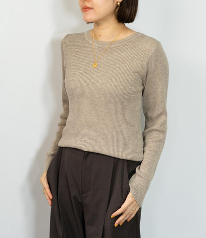 ラメリブクルーネックスリムニット