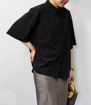 【接触冷感】バックタックオーバーシャツ
