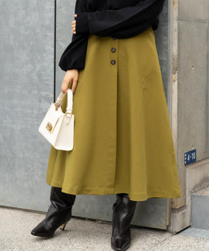 フレアボタンスカート