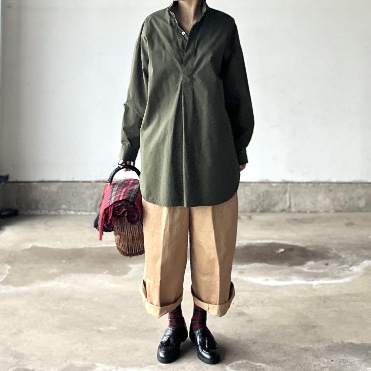 KHAKIプルオーバーシャツ