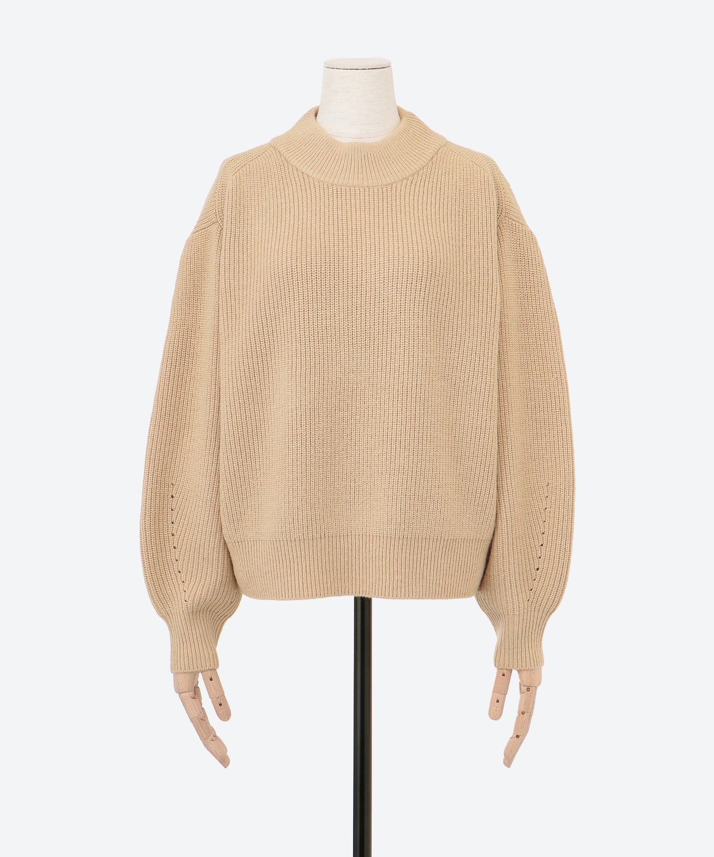 ハイネックボリュームスリーブニット