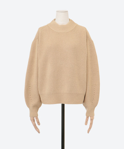 ハイネックボリュームスリーブニット