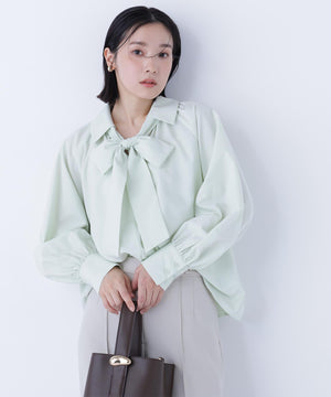 スキッパーリボンタイブラウス