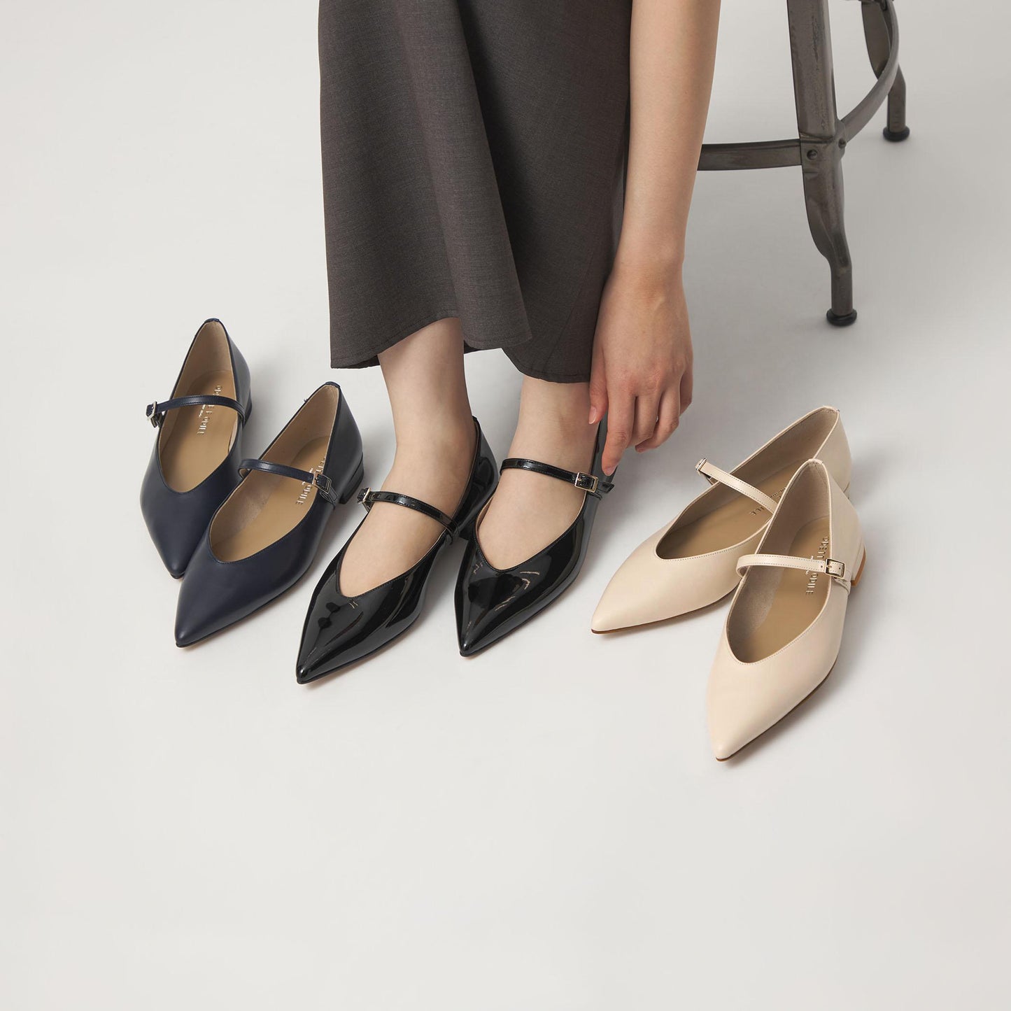 【WEB限定】ポインテッド ストラップ フラット20■↓↑