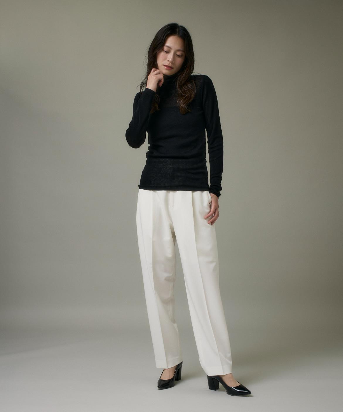 ハイネックニットプルオーバー《Melty air wool》