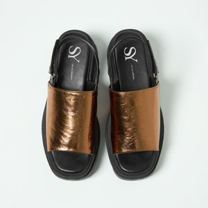 ＜SY＞ ボリュームソール サンダル70●