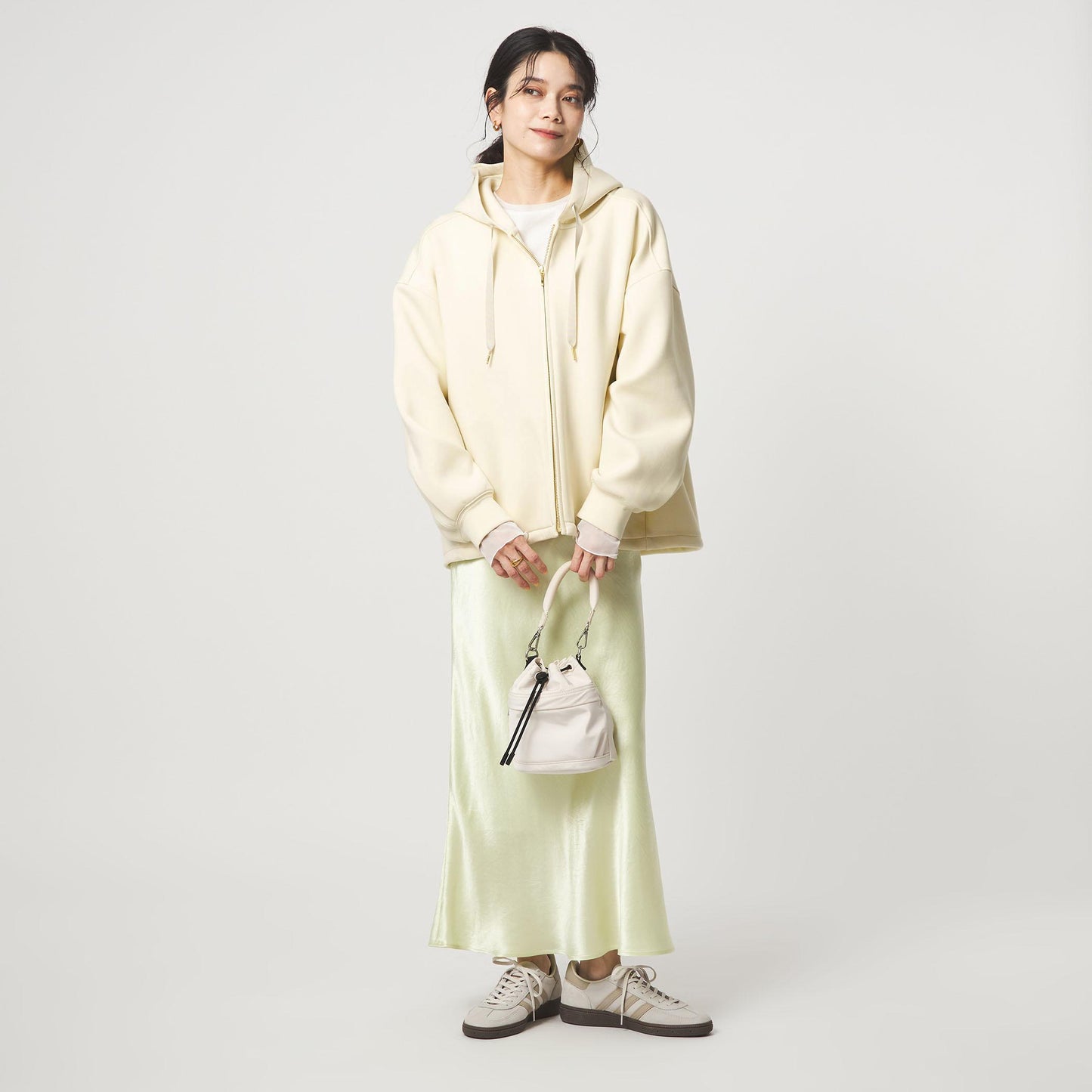 ［size SHORTあり］ダンボール ジップ フーディ