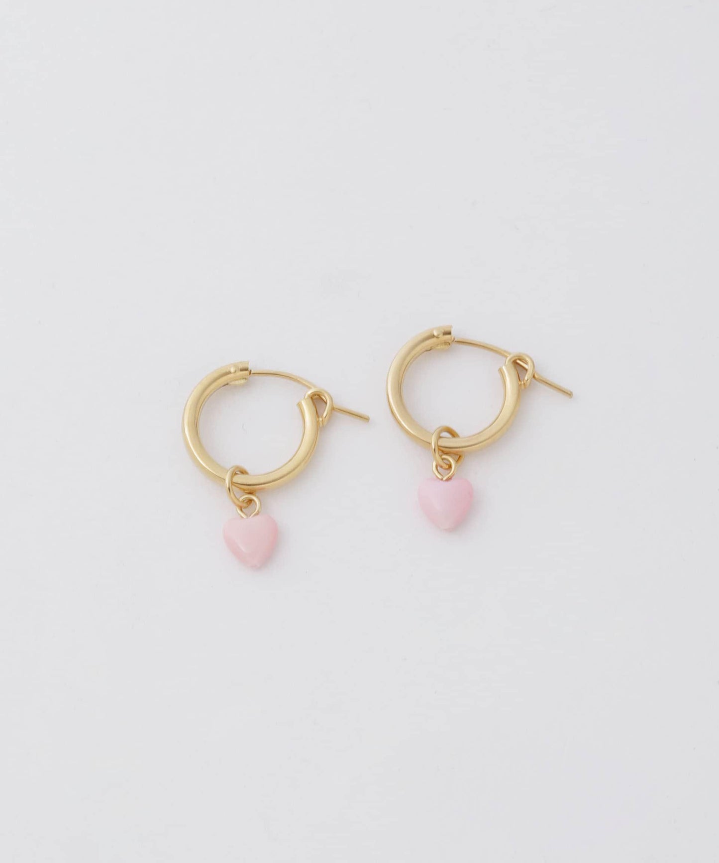 ハートストーンピアス