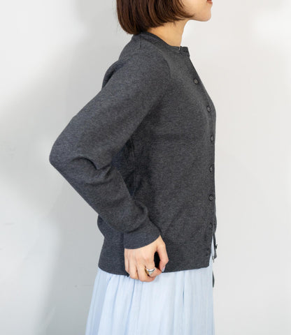 シャツカラードッキングカーディガン