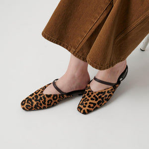 ヘアー×レザーライク コンビ フラットシューズ