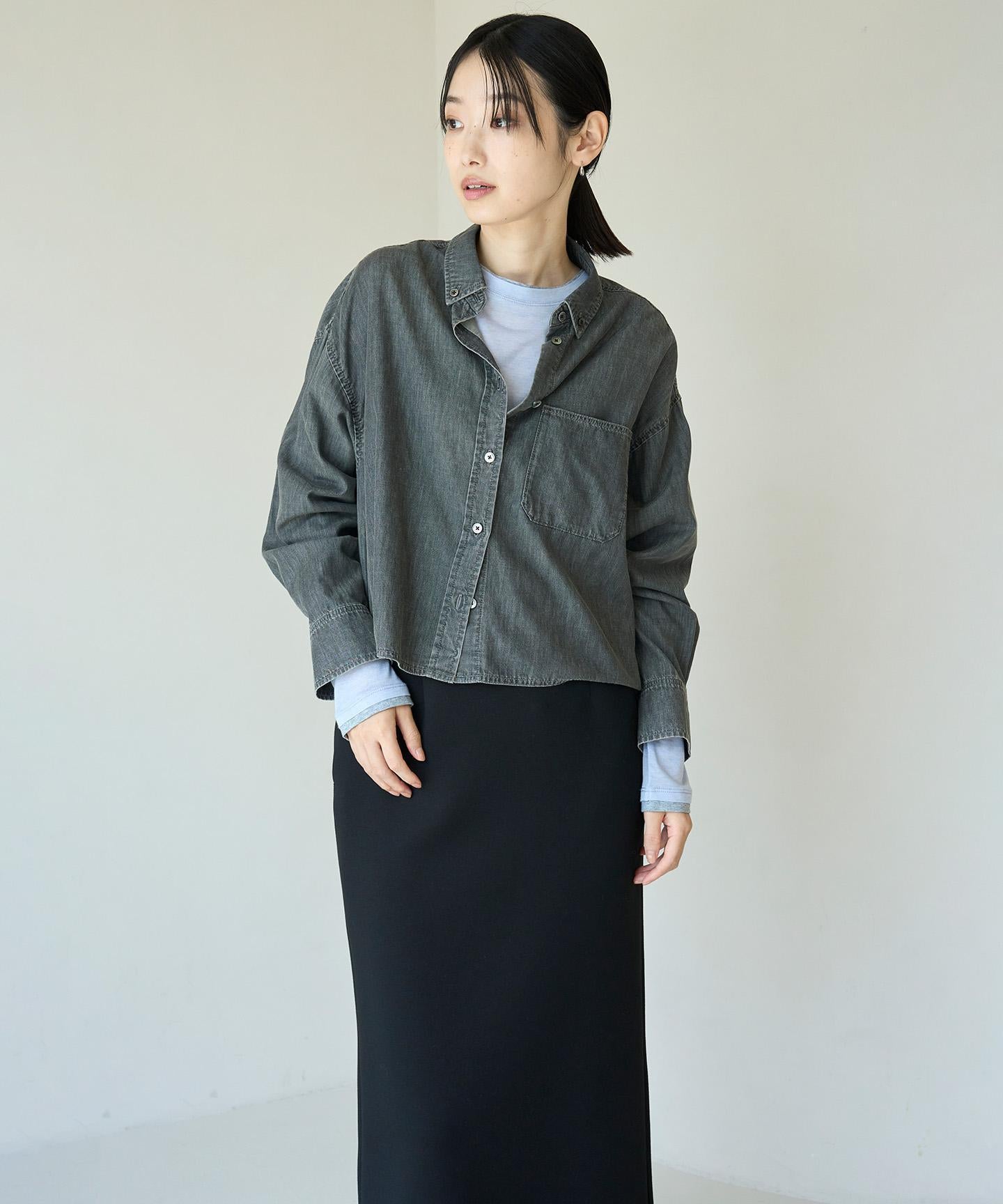 クロップドシャツ