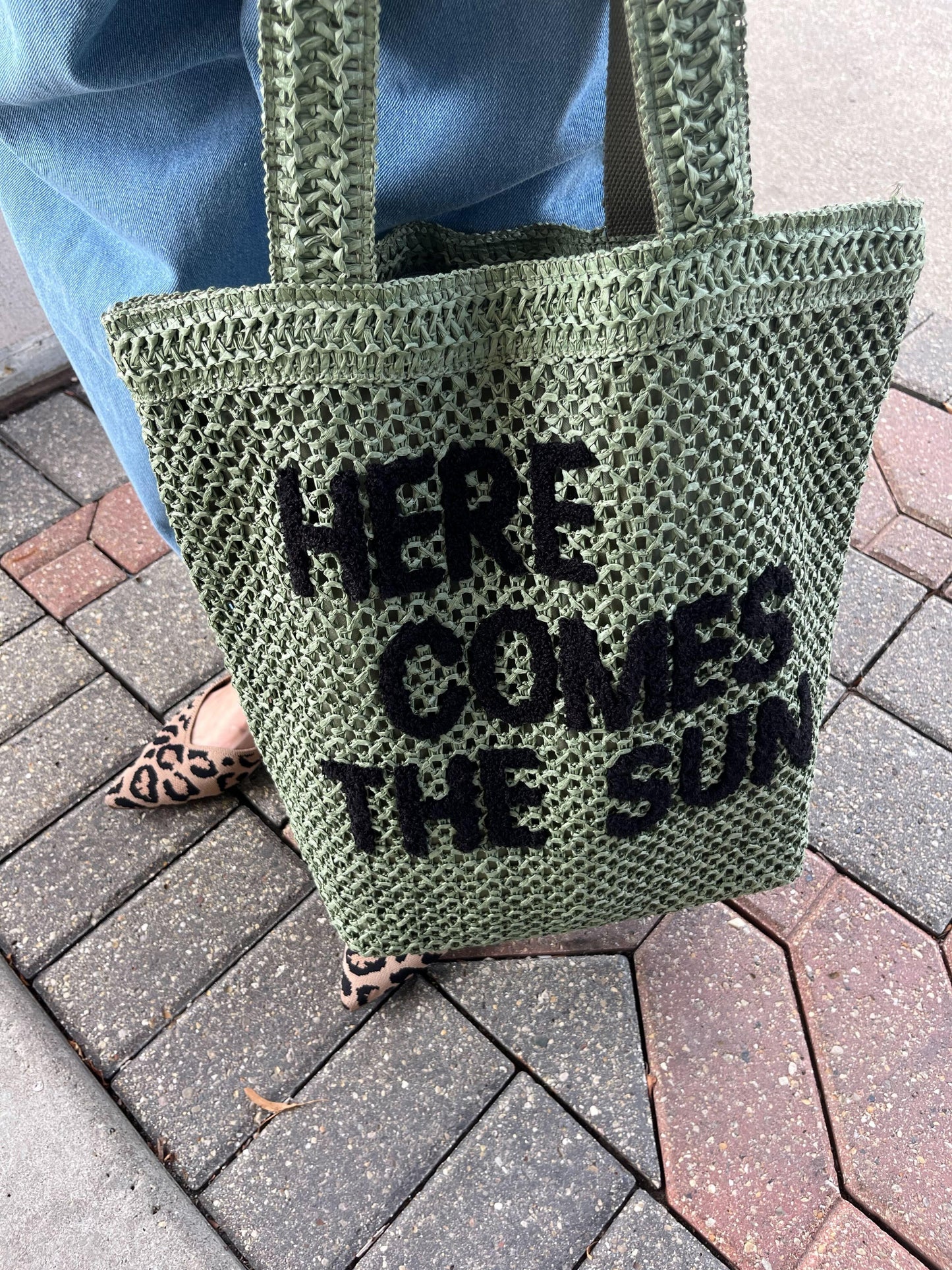 カーキロゴメッシュバッグ