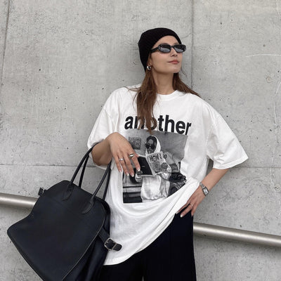 モノトーンロゴTシャツ