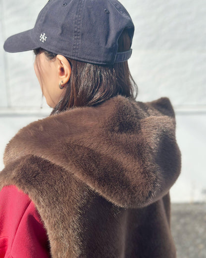 フェイクファーフードベスト