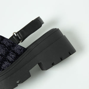 ＜SY＞ ボリュームソール サンダル70●