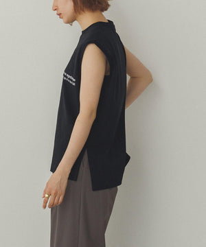 コンパクトロゴタンクトップ