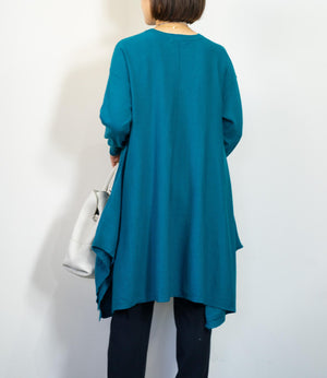 センターラインドレープチュニックニット