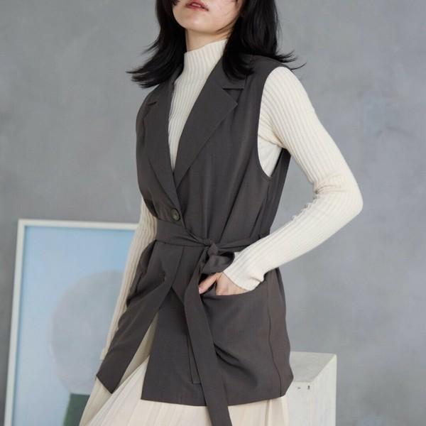 テーラードベスト