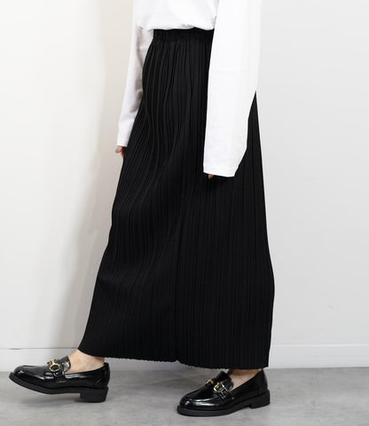 ストレートプリーツスカート
