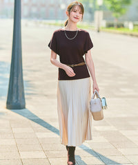 ホワイト系・アイボリー2