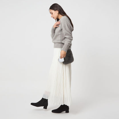 ファーショルダーバッグ ハートチャーム付き