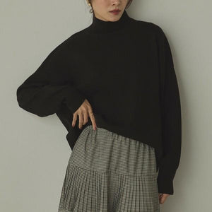 やわもちコクーンハイネックニット