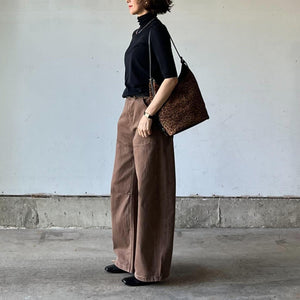 ブラウンデニムパンツ