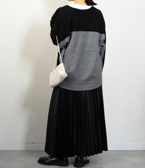 フェイクレザープリーツスカート