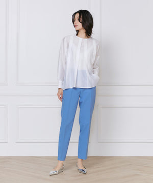 美脚テーパードパンツ