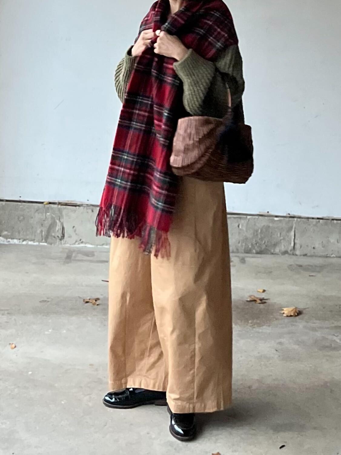 タックワイドチノパンツ