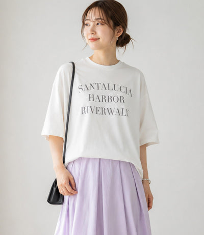 フレア袖レタリングTシャツ