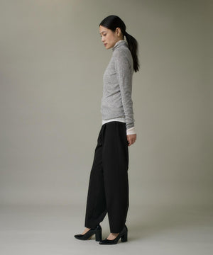 ハイネックニットプルオーバー《Melty air wool》